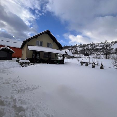 Casa In Curte La Zavate Villa Bran  Bagian luar foto